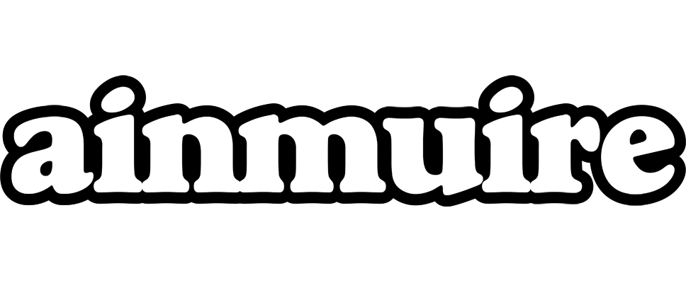Ainmuire panda logo