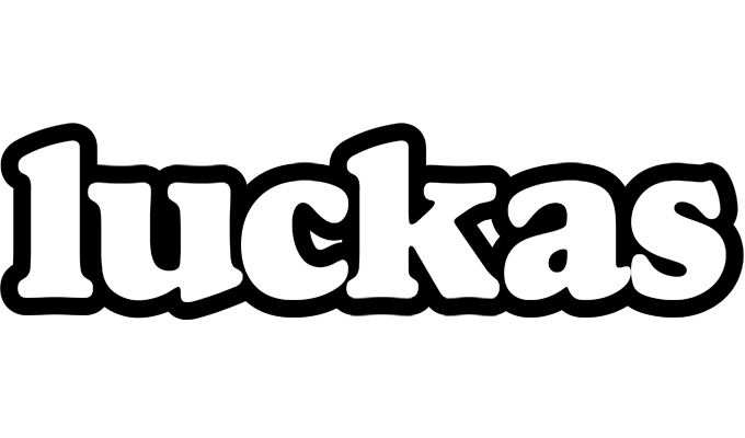 Luckas panda logo