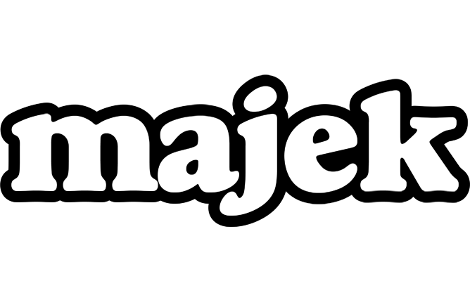 Majek panda logo