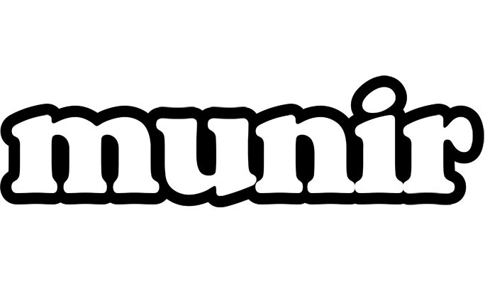 Munir panda logo